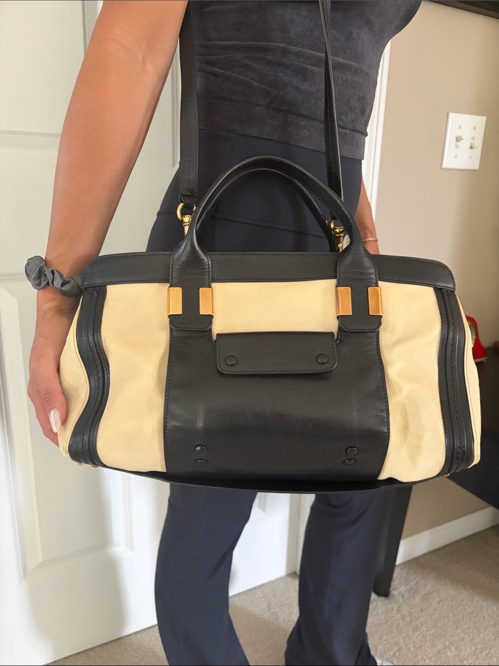 CHLOE - Black and Cream Leather Satchel Bag - Picture 2 of 11